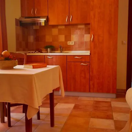 Hotel apartamentowy Lekavski